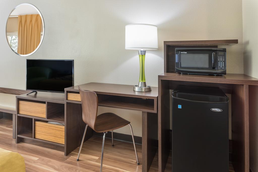 Super 8 By Wyndham Asheville Airport Fletcher Exterior foto