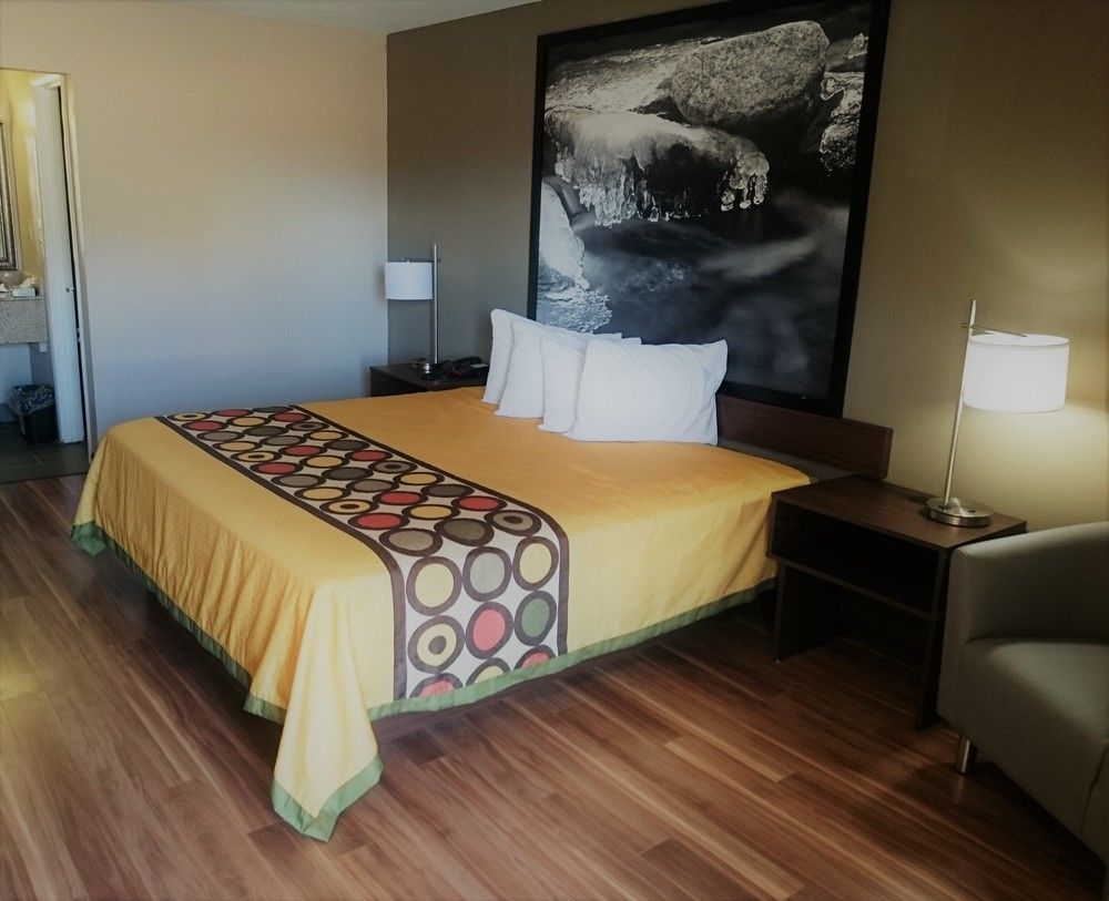 Super 8 By Wyndham Asheville Airport Fletcher Exterior foto